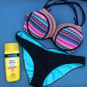 Cross cross beaded bikini top